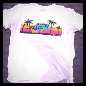 Nike T-shirt